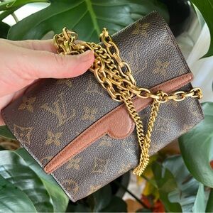 S⃟O⃟L⃟D⃟ — Authentic: Louis Vuitton Monogram Arche Pouch Waist Bag